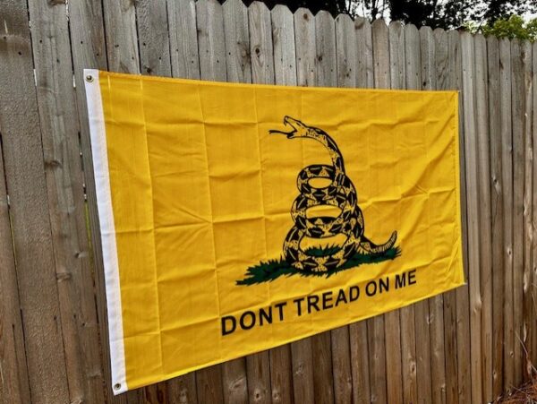 Gadsden Don't Tread on Me Flag