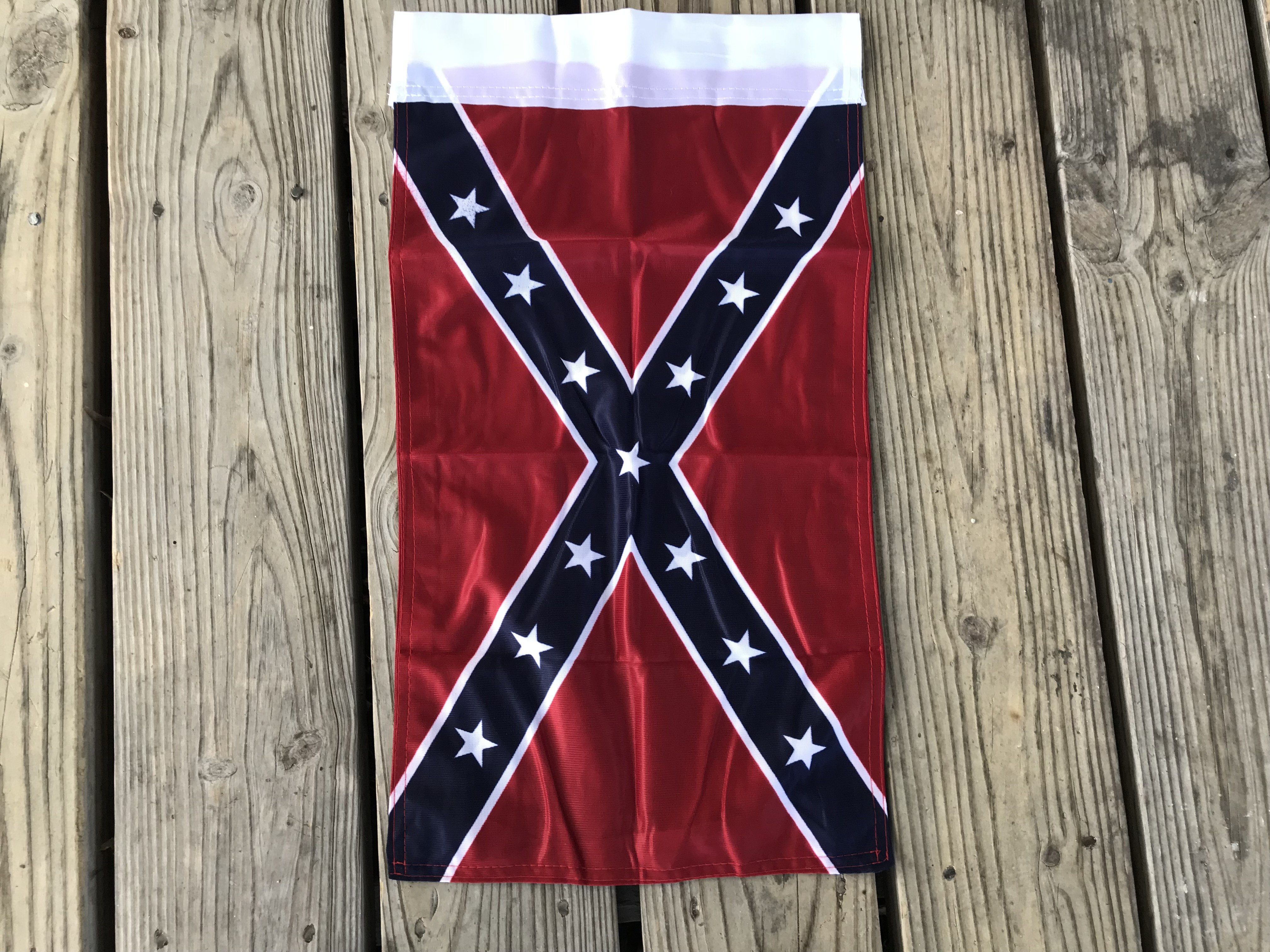 Rebel Knit Nylon Garden Flag