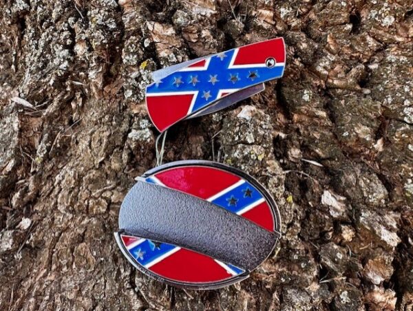Confederate Flag Blet Buckles and Knives