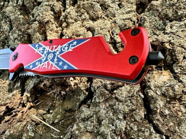 Heritage Not Hate Confederate Flag Knife